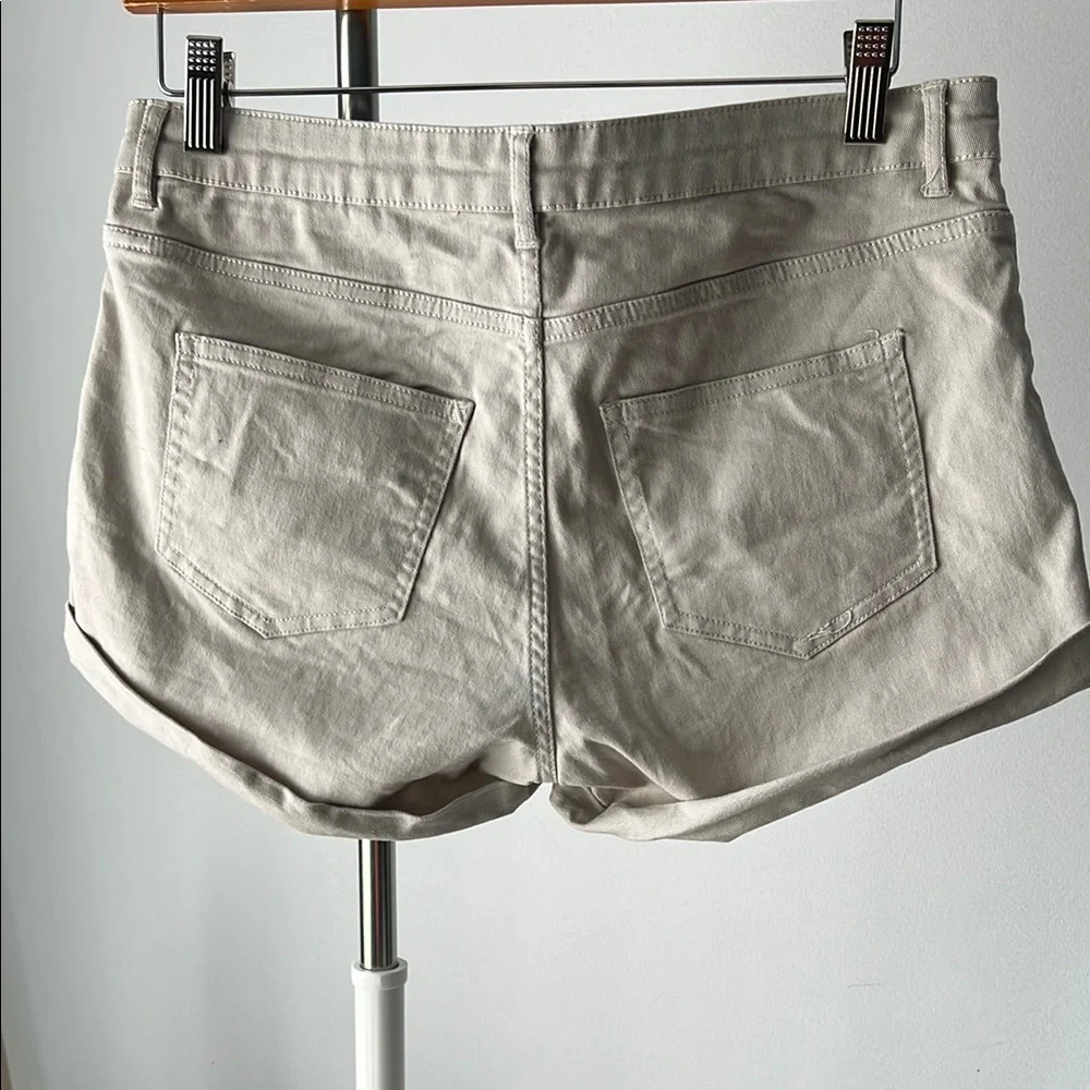 H&M these tan